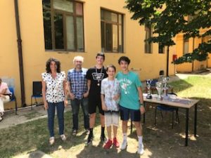 alunni premiati per la gara individuale di CORSA CAMPESTRE categoria CADETTI
